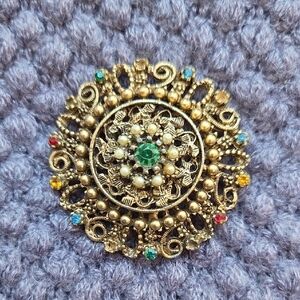 Elegant Gold Tone and Multicolor Brooch